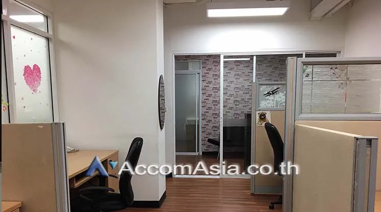 unitSplit-type Air |  Office space For Sale in Sukhumvit, Bangkok  near BTS Ekkamai (AA11784)